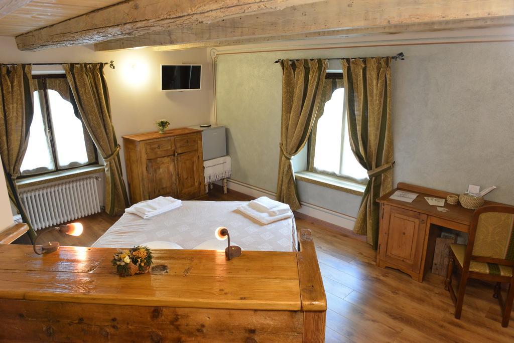 Vecchio Mulino Guest House Aosta Dış mekan fotoğraf